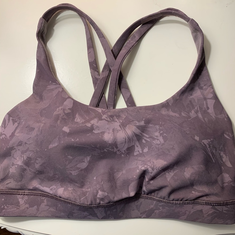 BRAND NEW Lululemon bra! Size 6